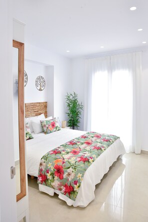 2 chambres, fer et planche à repasser, lit parapluie, Wi-Fi gratuit