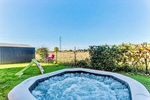 Baignoire à remous extérieure