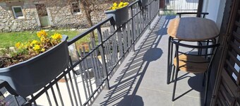 Apartment and Room Mare Vrlika