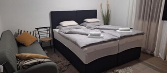 Apartment and Room Mare Vrlika