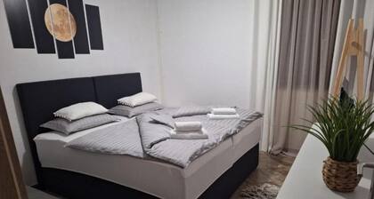 Apartment and Room Mare Vrlika