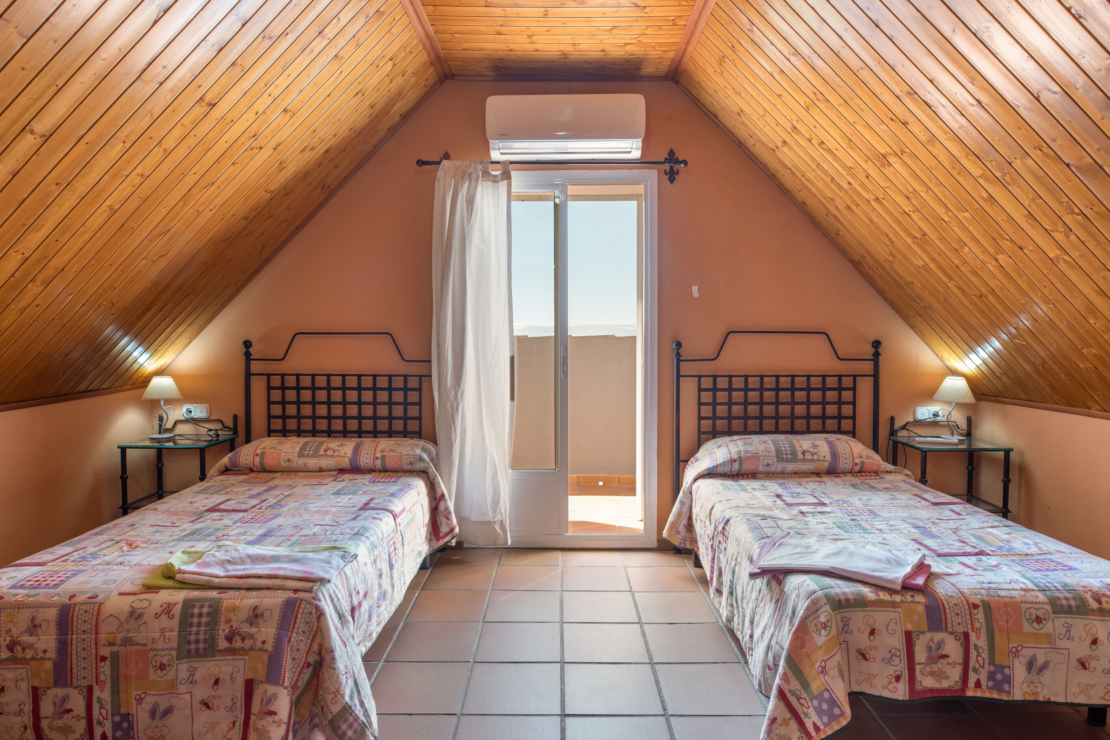 5 dormitorios y ropa de cama