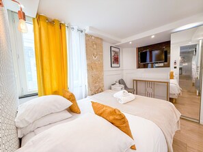 2 habitaciones, tabla de planchar con plancha y wifi gratis 