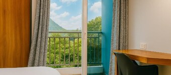 HOTEL KARDHAR INN