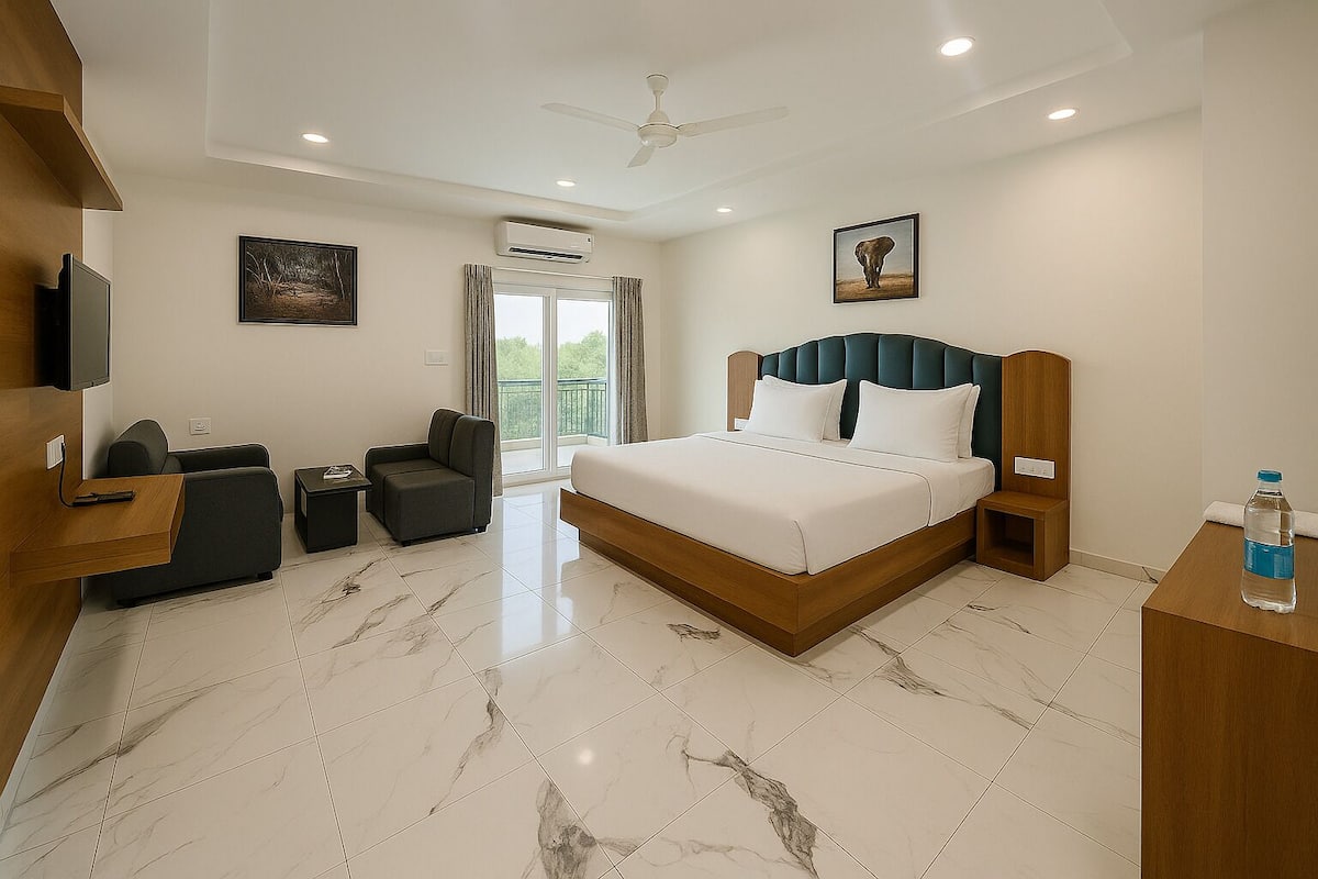 Deluxe Suite, Balcony