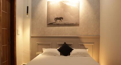 Let'stay Sector 112 Noida