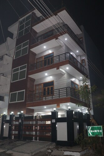 Let'stay Sector 112 Noida