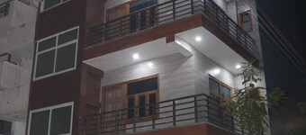 Let'stay Sector 112 Noida