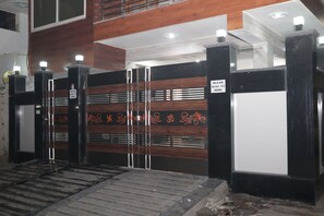 Depan hartanah