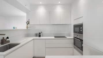 Fridge, oven, dishwasher, electric kettle