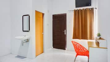 Deluxe Double Room | Free WiFi, bed sheets