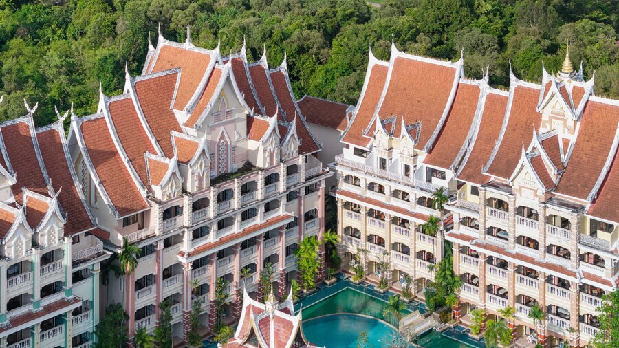 Le Ayodhaya Palace Krabi Beach Resort