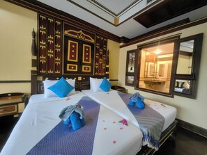 Suite Twin Room Balcony with Pool View | Free WiFi