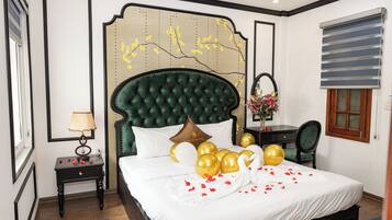 Phòng Deluxe | Bộ trải giường bằng vải Frette của Ý, bộ đồ giường cao cấp
