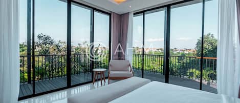 Luxury Villa, 4 Bedrooms, Private Pool | Premium bedding, desk, laptop workspace, iron/ironing board