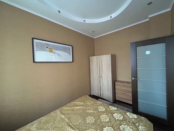 Comfort Apartment, City View | Blackout curtains, iron/ironing board, free WiFi