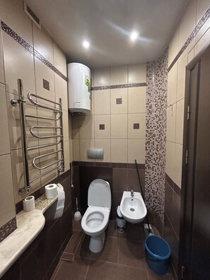 Comfort Apartment, City View | Bathroom