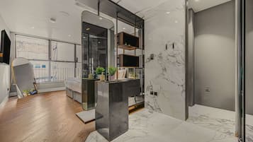 2 slaapkamers, een strijkplank/strijkijzer, reisbedje, wifi