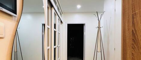 In-room safe, free WiFi