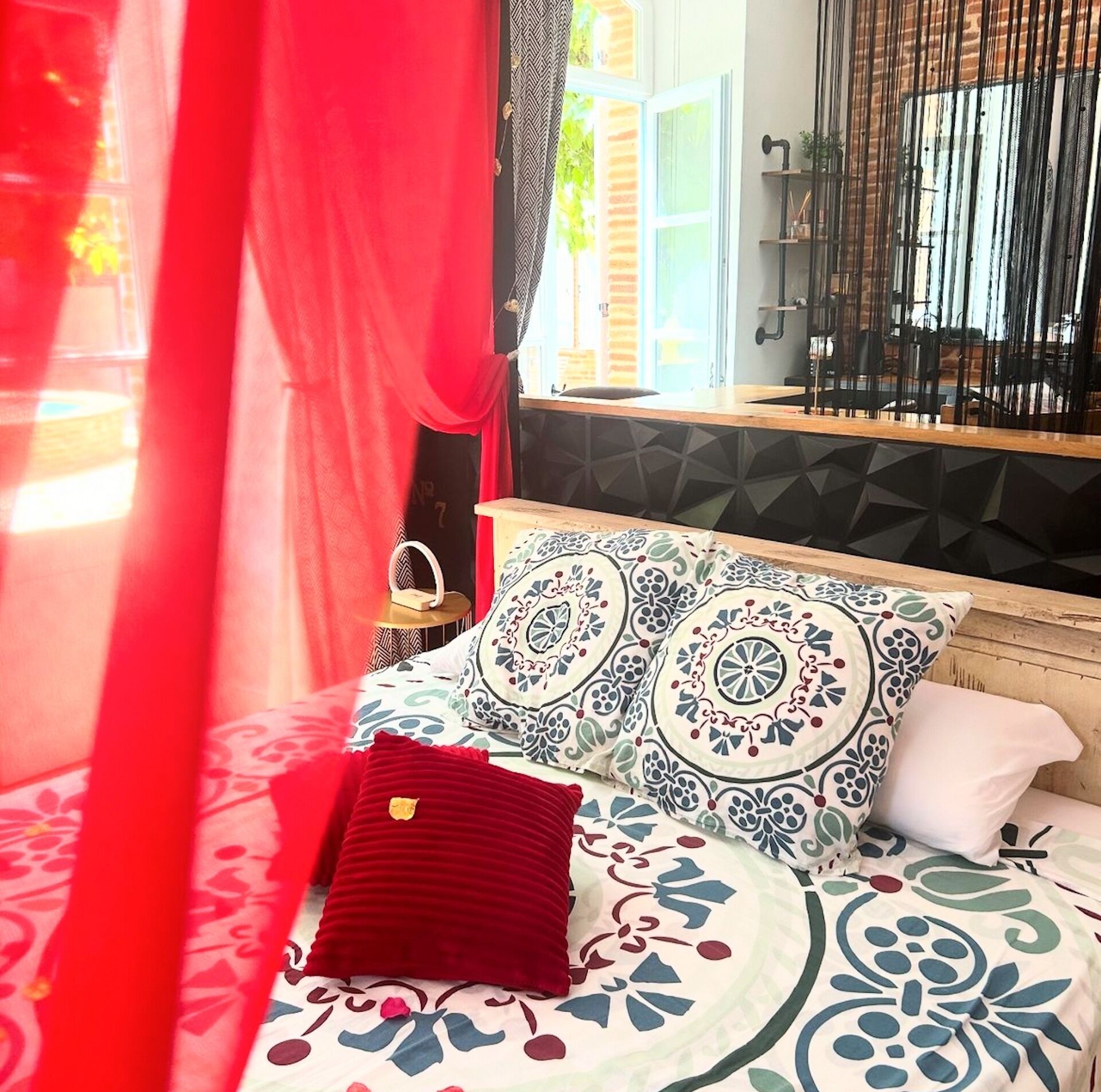 Romantic Suite, Air conditioning, Garden View | Premium bedding, Select Comfort beds, individually decorated