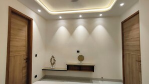Deluxe Apartment, Balcony, City View