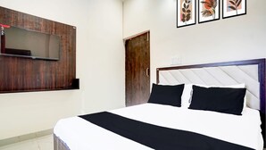 Phòng đôi Deluxe | Bàn, truy cập Internet không dây miễn phí 