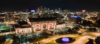 Cozy Cottage in Fairway_WiFi_PetsOk