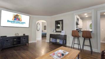 Televisión, oficina