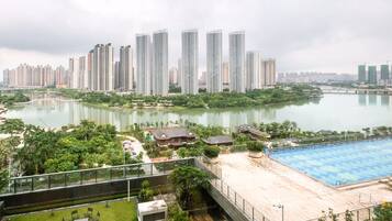 Deluxe Single Room, Lake View | Desk, laptop workspace, blackout drapes, iron/ironing board