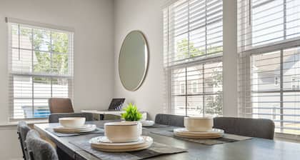 Luxe 3BR Townhouse Mins to Uptown CLT