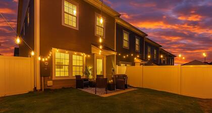 Luxe 3BR Townhouse Mins to Uptown CLT