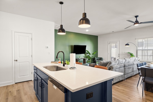 Townhome | Private kitchen