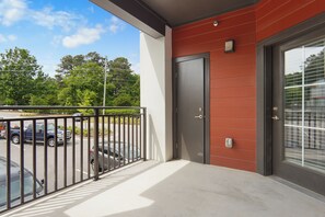 Apartment | Balcony