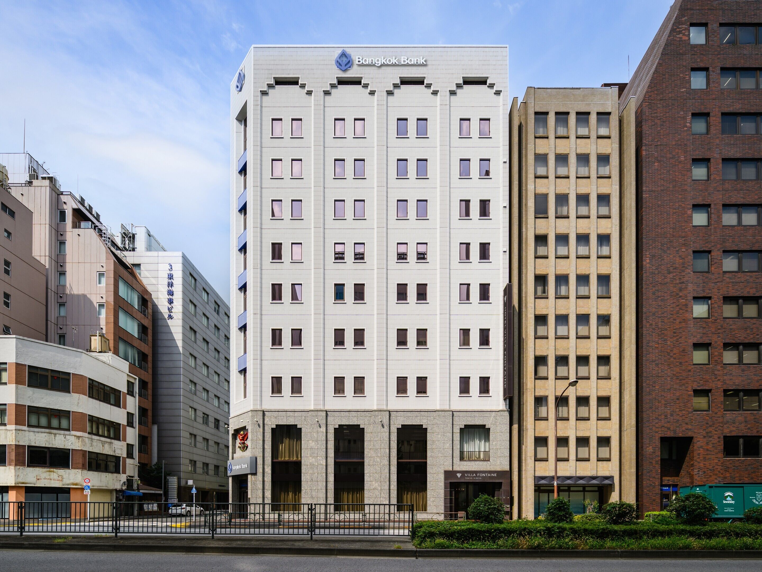 المنشأة من الخارج