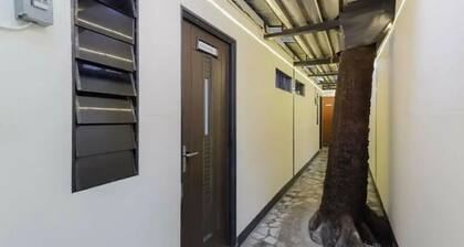 OYO 94790 Putri Bungsu Residence