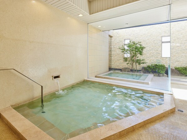 Baño termal público