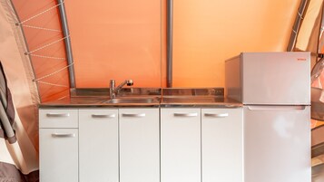 Basic Room, 1 Bedroom (Maple Room 7(Private BBQ)) | 1 bedroom, free WiFi