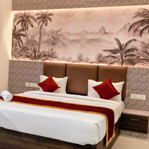 Room service – dining - 6 Face By AMR (Omalur)