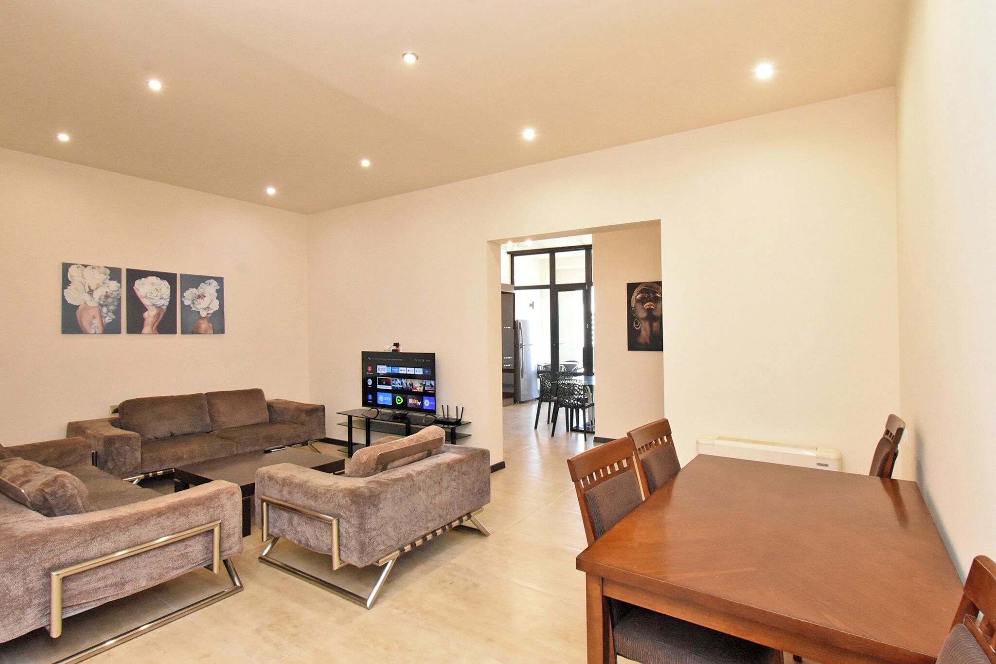 Family Apartment, Balcony, City View | Living area