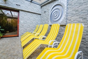 Körperbehandlungen, Aromatherapie, Warmsteinmassagen