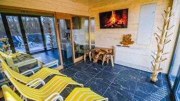 Body treatments, aromatherapy, hot stone massages, deep-tissue massages