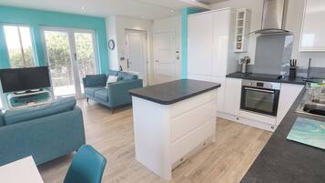 Máy rửa bát, dụng cụ nấu nướng/bát dĩa/dao nĩa