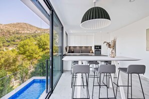 Dining - Villa Pinares de San Antón Sea, City & Mountain Views (Málaga)