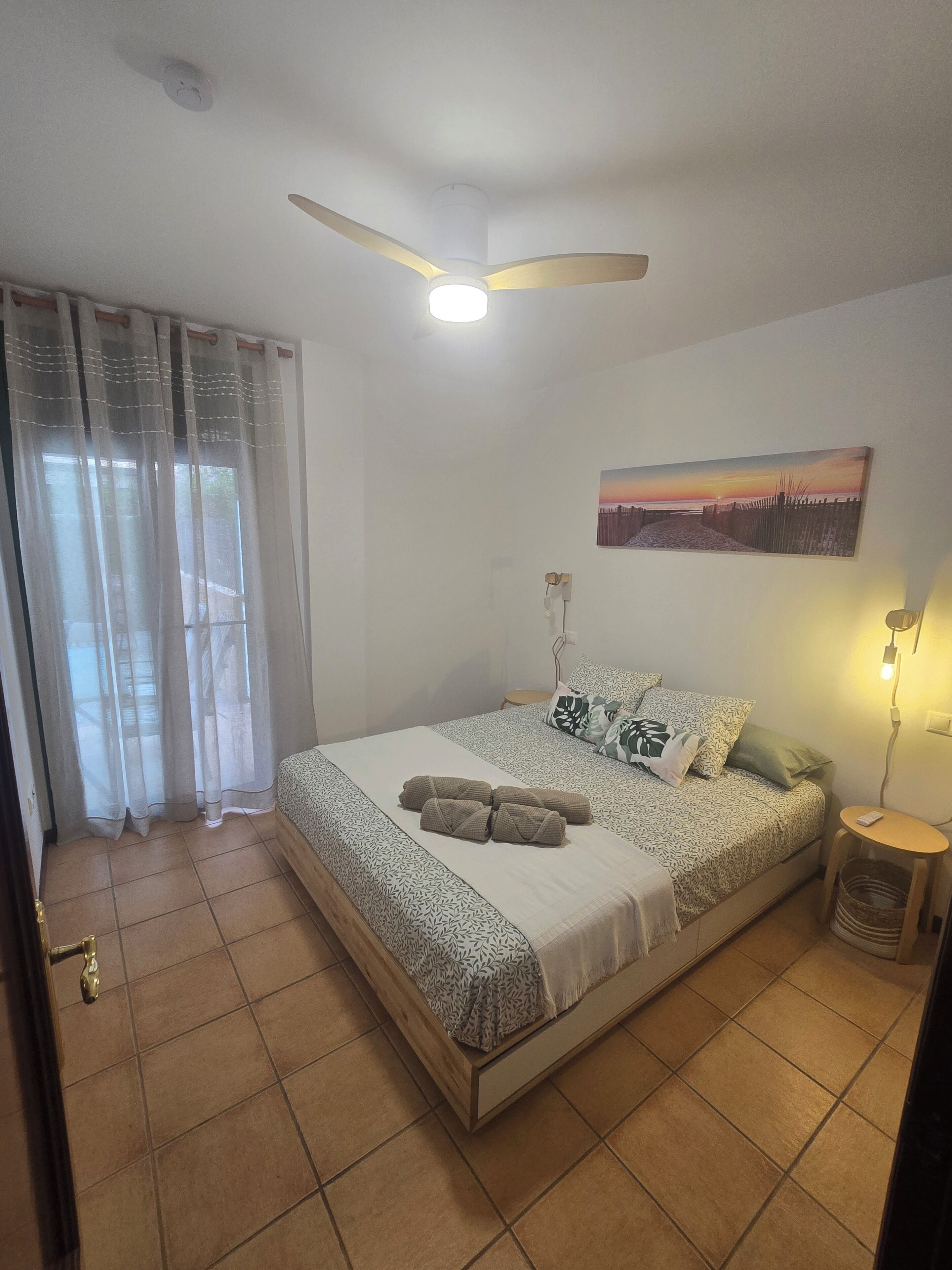 2 chambres, fer et planche à repasser, lit parapluie, Wi-Fi