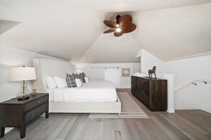 1 غرفة نوم ومكواة/لوح كي وواي فاي وملاءات أسرّة