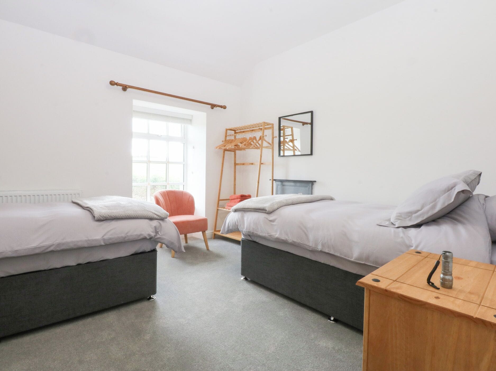 3 bedrooms, individually decorated, individually furnished, free WiFi