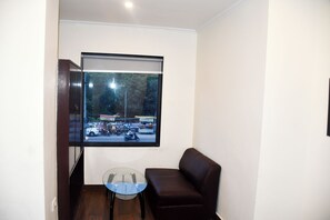 In-room dining - Hotel Srida (Jaipur)