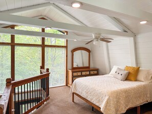 2 室のベッドルーム、アイロン / アイロン台、WiFi、ベッドシーツ