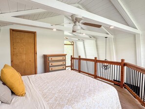 2 bedrooms, iron/ironing board, WiFi, bed sheets - Modern Chalet Retreat in Harbor Springs w/ Fireplace (Harbor Springs)