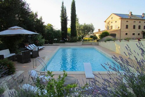 Villa Miry by MMega